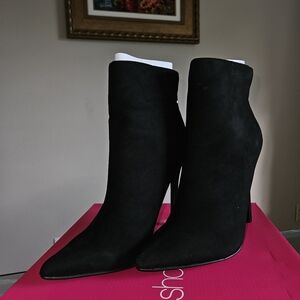 Shoe Dazzle Black Heeled Boots